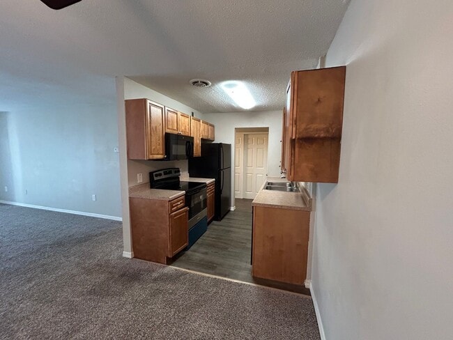1695 Lee Rd Unit A103