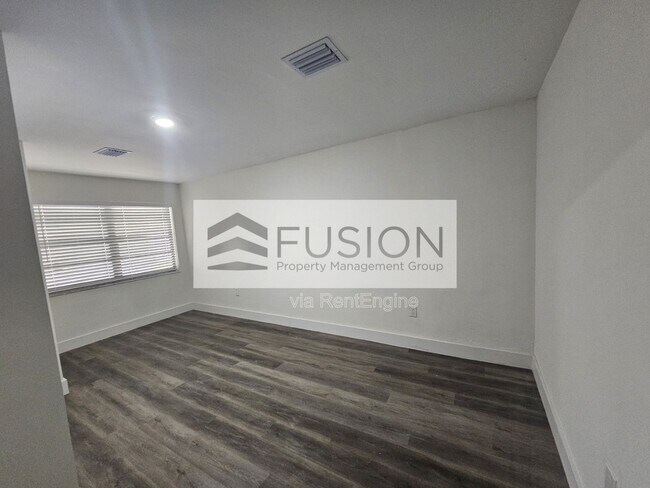 Photo - 1730 Acapulco Dr Unit 3b