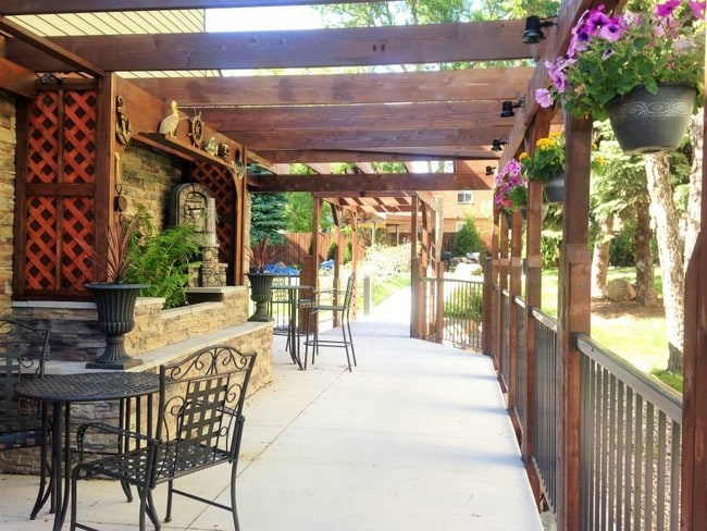 Terrace - Londonderry Lofts