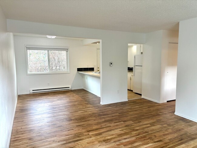 Photo - HALPC04 Unit 911