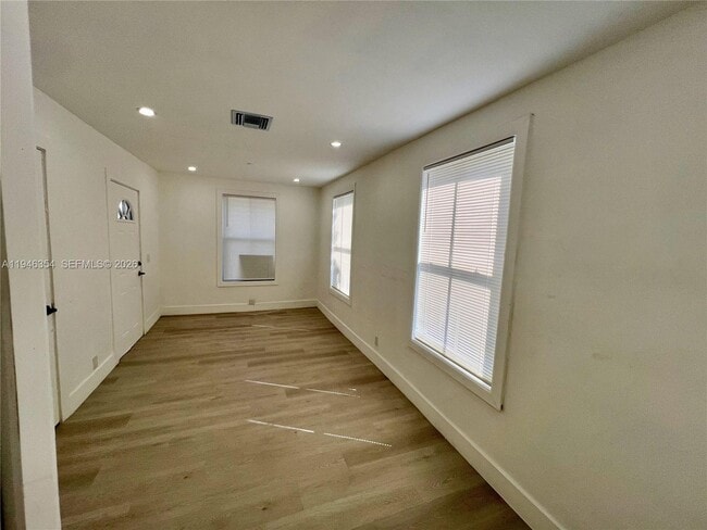 Photo - 1800 SW 3rd St