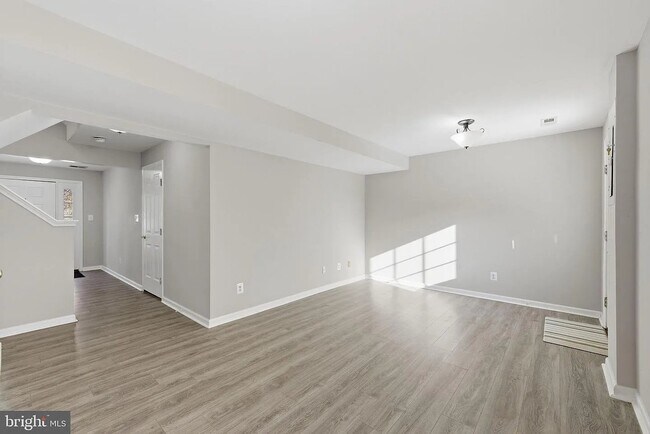 Photo - 14405 Hulfish Way