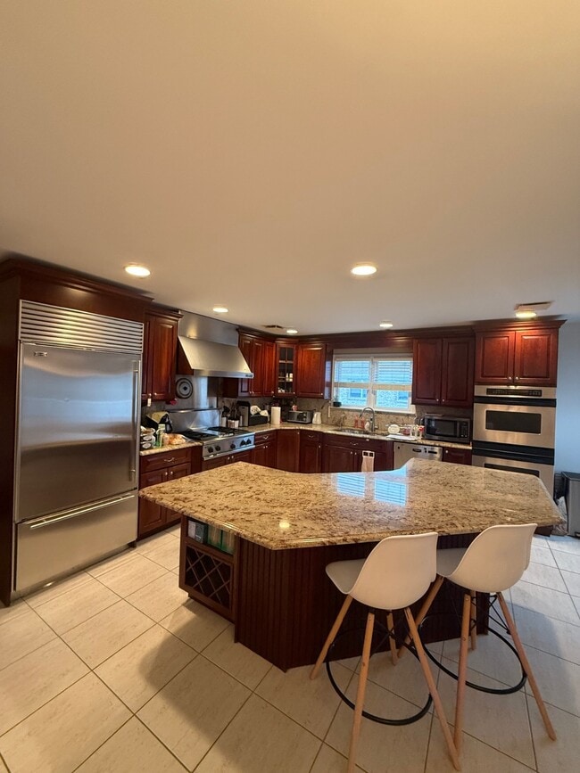 Photo - 23 Sunnyside Ter Unit 2