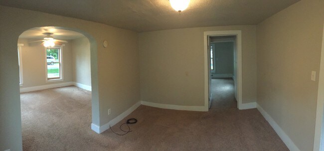 Photo - 1512 Iowa St