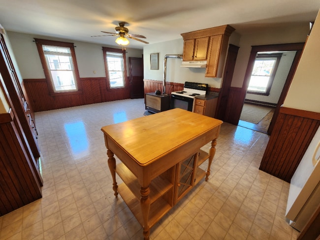 Photo - 152 Maple St Unit 2N
