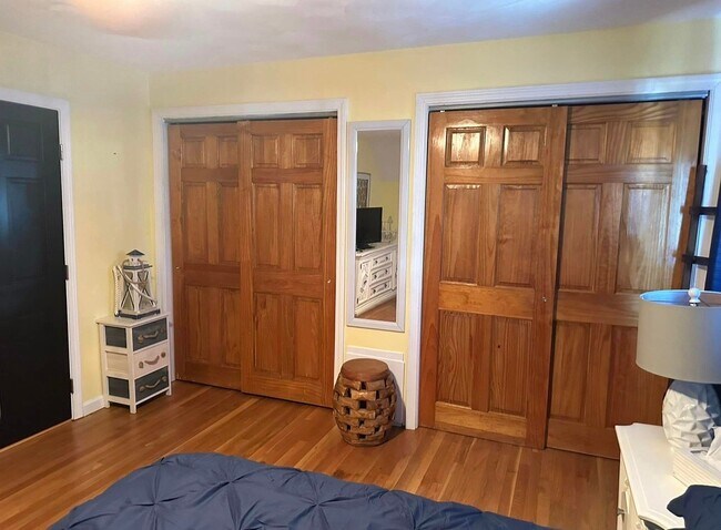 Photo - 52 County St