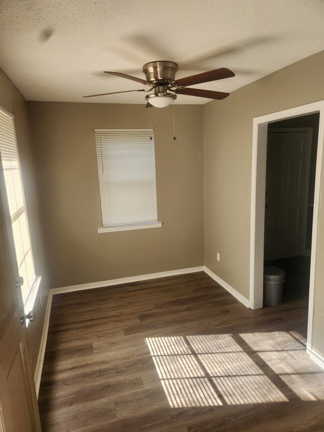 Photo - 3307 Amselle Cir