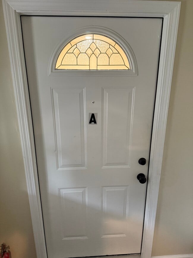 Photo - 108 Woodhouse Ln Unidad A