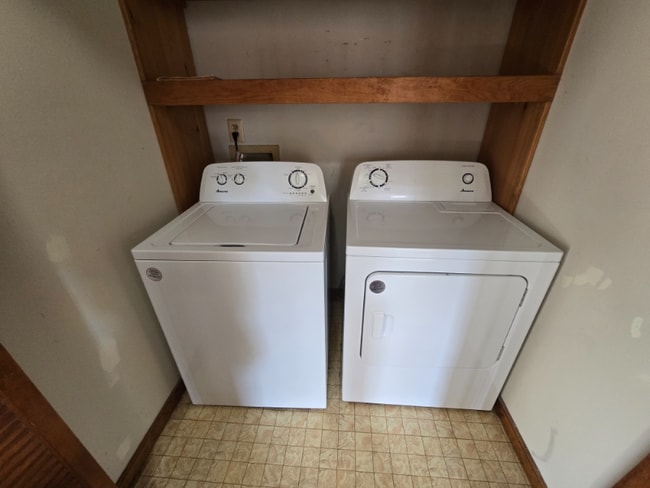 Photo - 8300 Banshire Ct