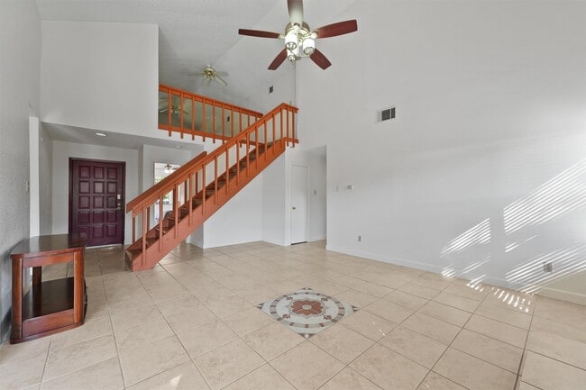 Photo - 7715 Candlegreen Ln