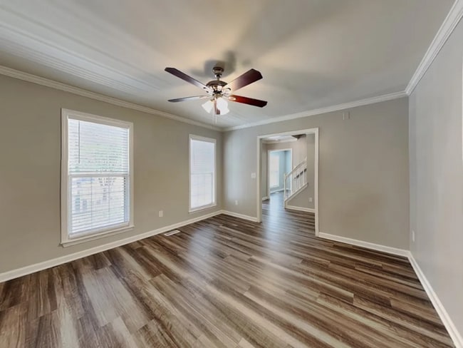 Building Photo - 6333 Willowdell Dr Rental
