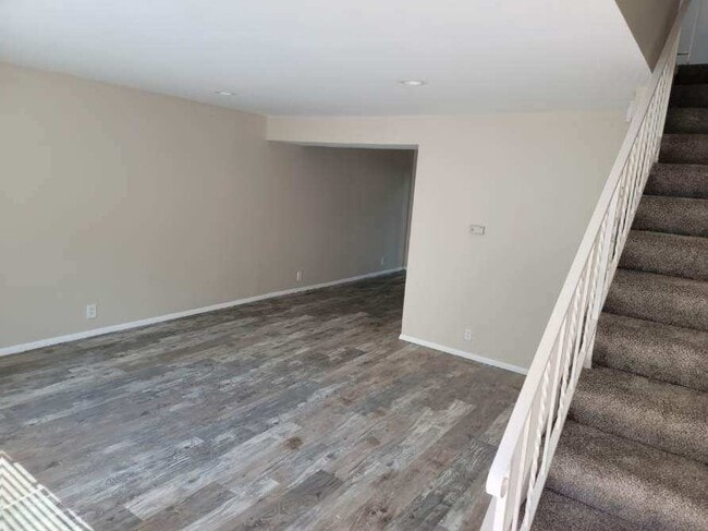 Building Photo - 979 S Lake St Unit #1