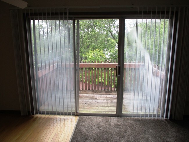 Photo - 320 Riley Dr