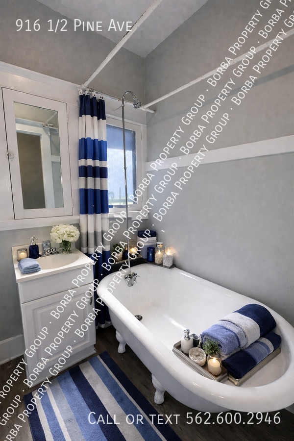 Photo - 916 1/2 Pine Ave-