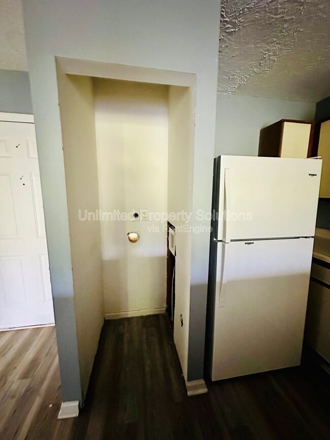 Photo - 205 Sunn Aire Ct Unit B