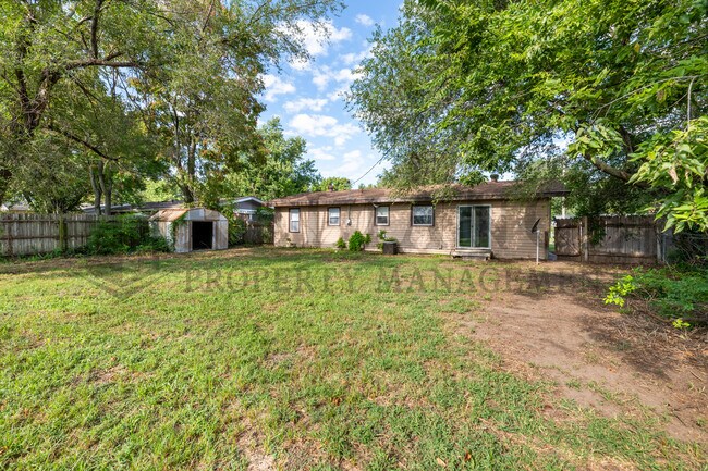 Photo - 4732 S Glenn Ave