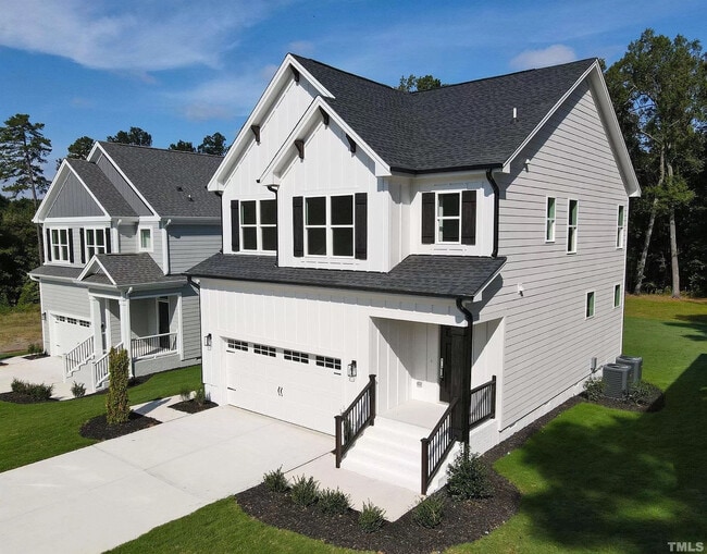 Photo - Room in House on Edgerton Dr