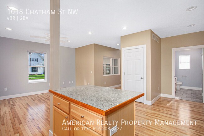 Photo - 1018 Chatham St NW