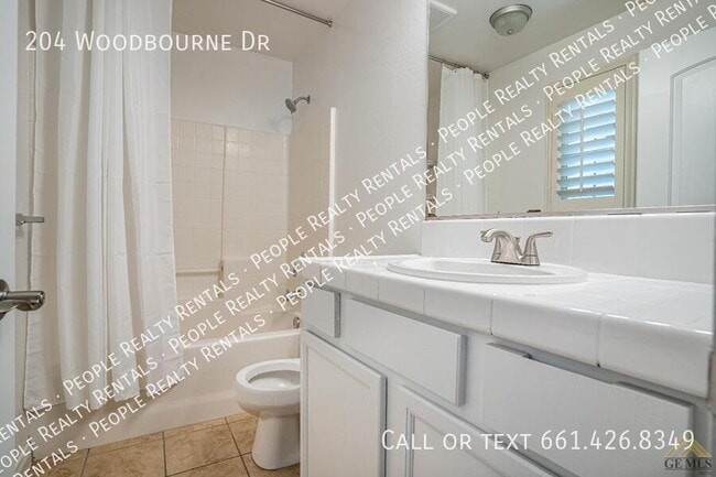 Photo - 204 Woodbourne Dr