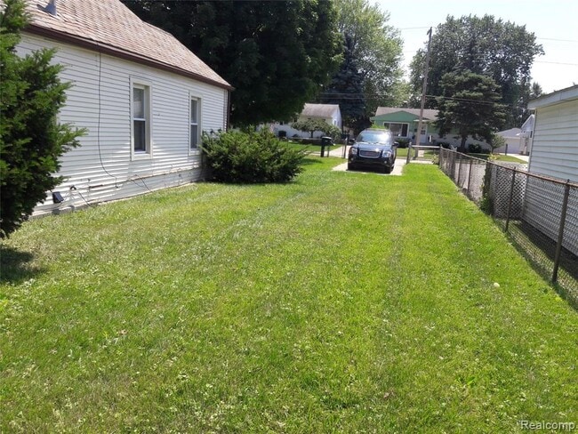 Photo - 14935 Shirley Ave
