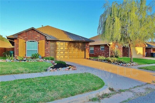 Photo - 404 Apache Gate Dr Casa
