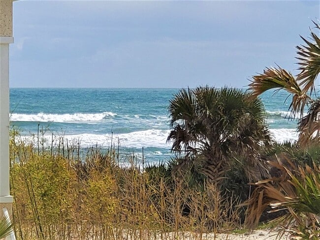 Photo - Summer Special $500 Off 1st Month's Rent at Remodeled Beachside Townhome