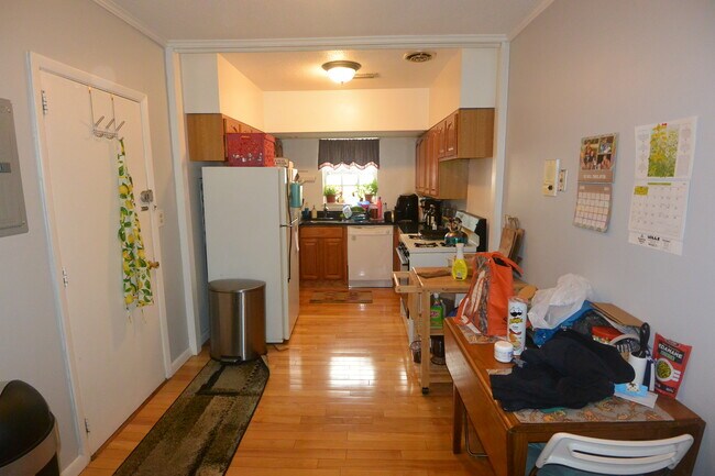 Photo - 178 Lake Shore Rd Unidad Four