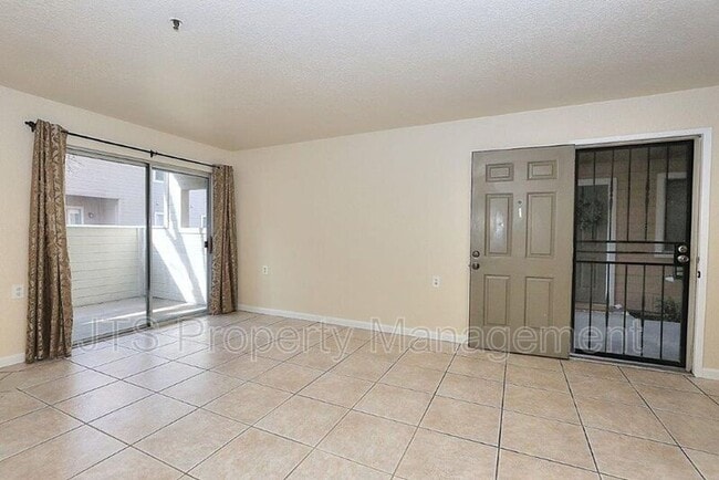 1019 Dornajo Way Unit 104