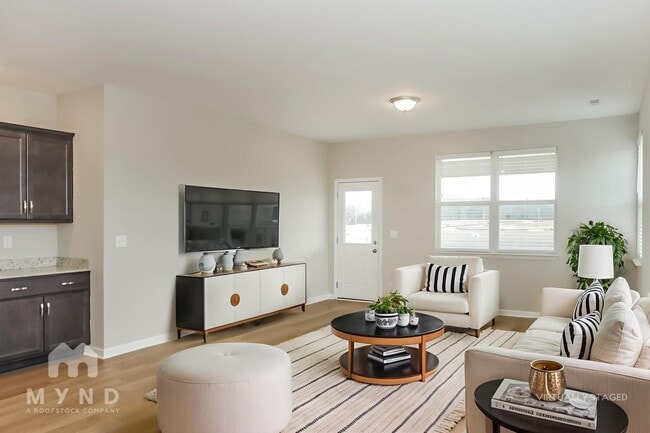 Photo - 105 Starview Ct