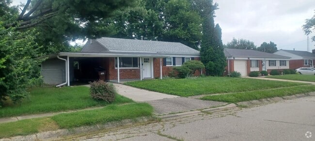 Building Photo - 157 W Goodman Dr Rental
