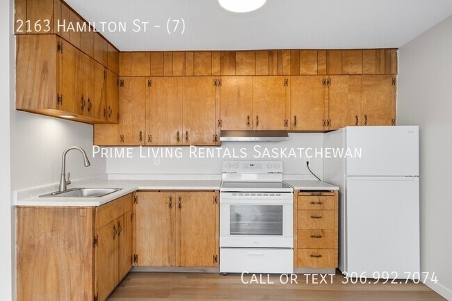 Photo - 2163 Hamilton St Unit (7)