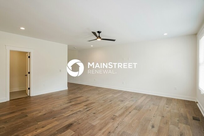 Photo - 3 Bedroom Pet-Friendly Home in Nashville, ...