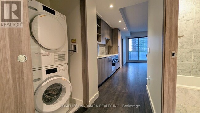 Photo - 95 McMahon Dr Unité 1110