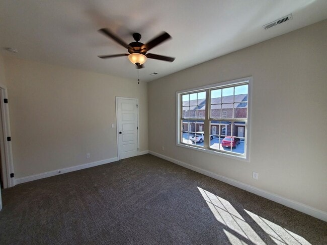 Photo - 449 Oak St Unit 449 Oak St #3
