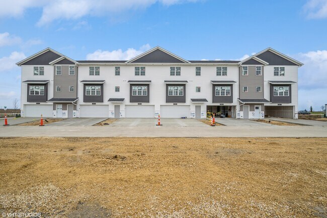 Photo - 2865 Rookwood Ln