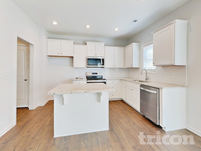 Photo - 181 Brisbane Dr