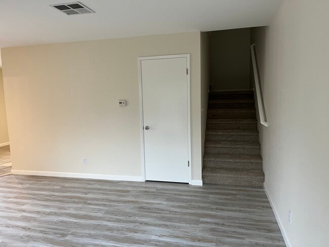 Photo - 2436 Avignon Cir