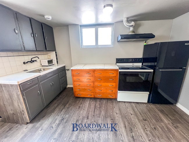 Photo - 1748 S Main St Unit 1748 S Main St-#3