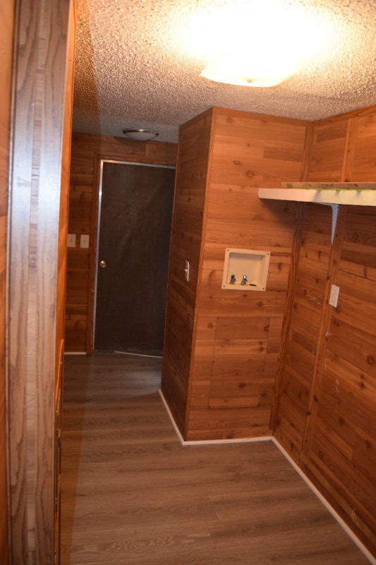 Photo - 2060 Deborah Ln