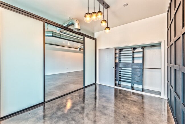 Photo - 200 Hoover Ave Unit 1708