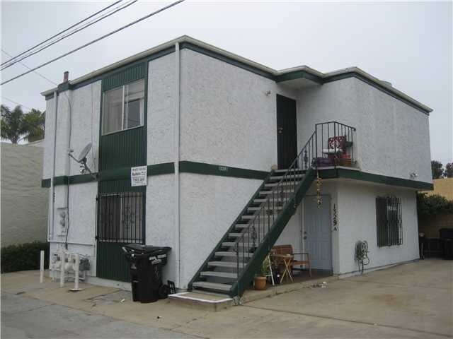 Photo - 1327-1329 Hornblend St