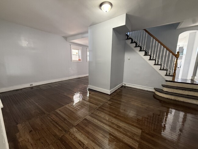 Building Photo - 1456 Kaighns Ave