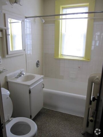 Bathroom - 1709 E Park Pl