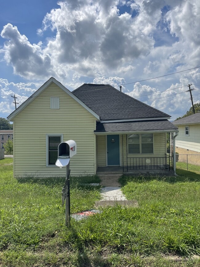 Photo - 2019 N Chamberlain Ave House