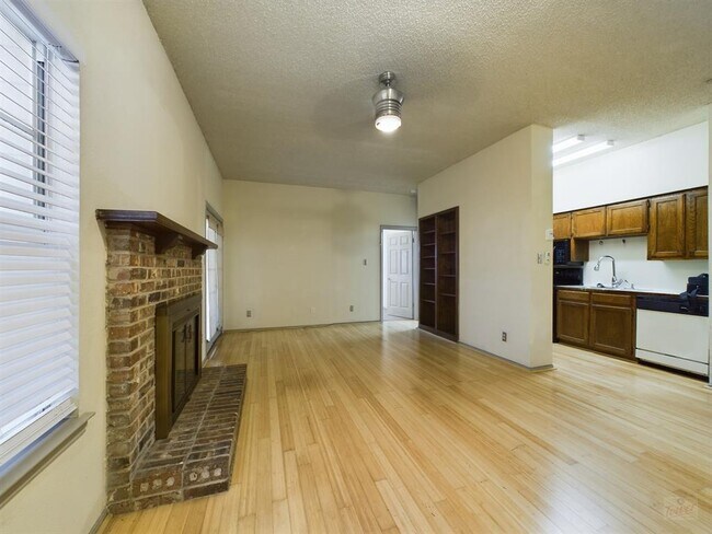 Photo - 2810 Nueces St Unit 102