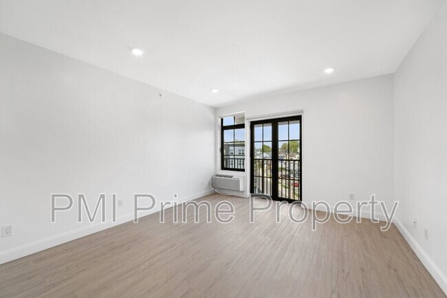 Photo - 1026 Stuyvesant Ave. Unidad 403