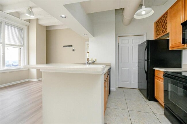 Photo - 32 Peachtree St NW Unit 1406