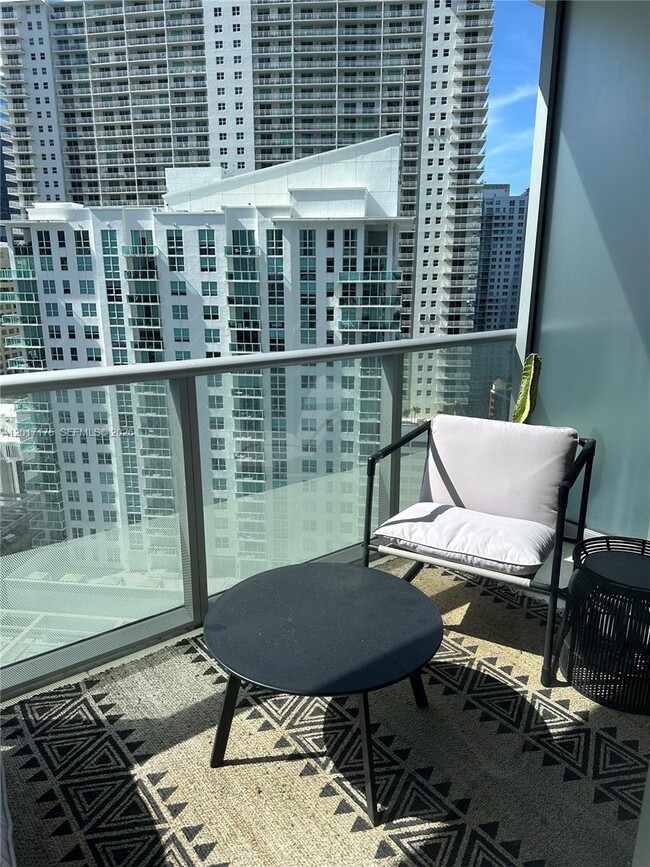 Photo - 1300 Brickell Bay Dr Unit 2213