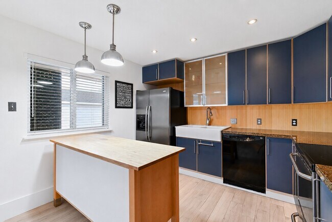 Photo - 4040 San Felipe St Unit 233
