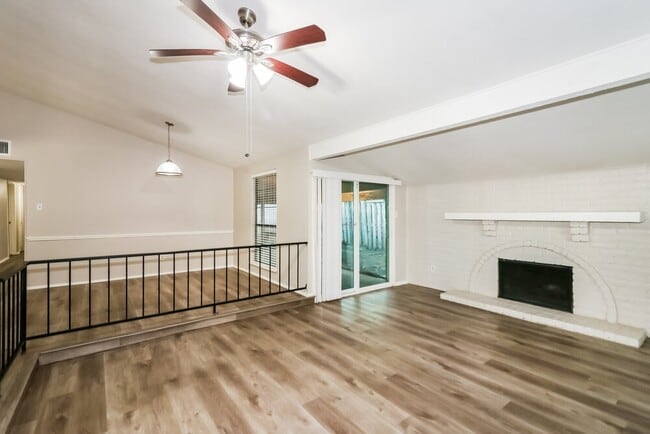 Photo - 15614 Mendocino Dr